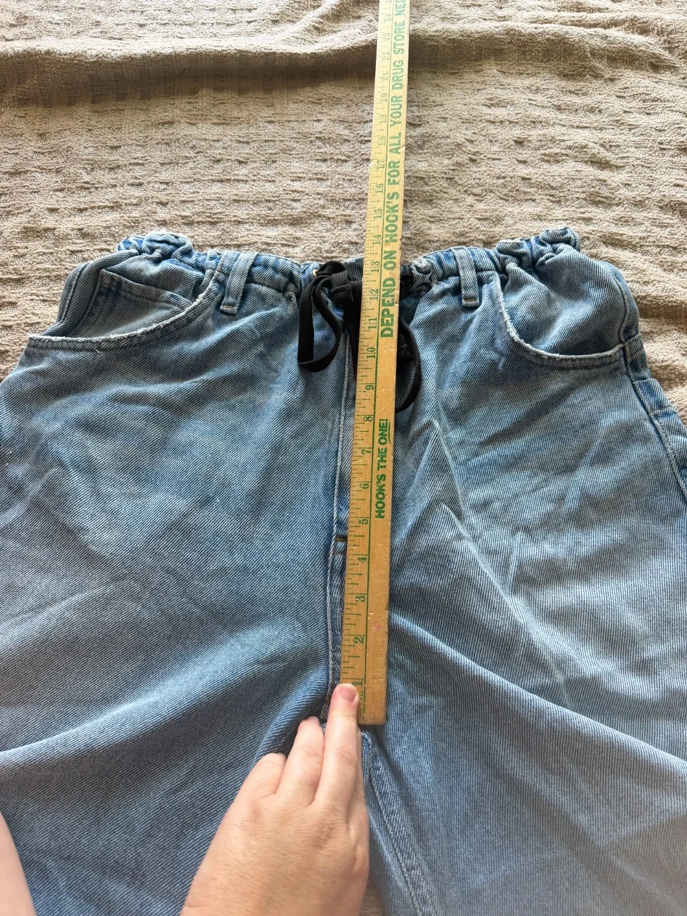 Agolde nwot Shaw short script drawstring baggy shorts